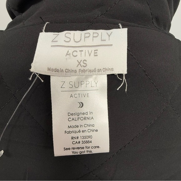 NWT Z SUPPLY ZS On The Go Reversible Jacket Black Quilted & Ivory Teddy Size XS - Picture 11 of 15